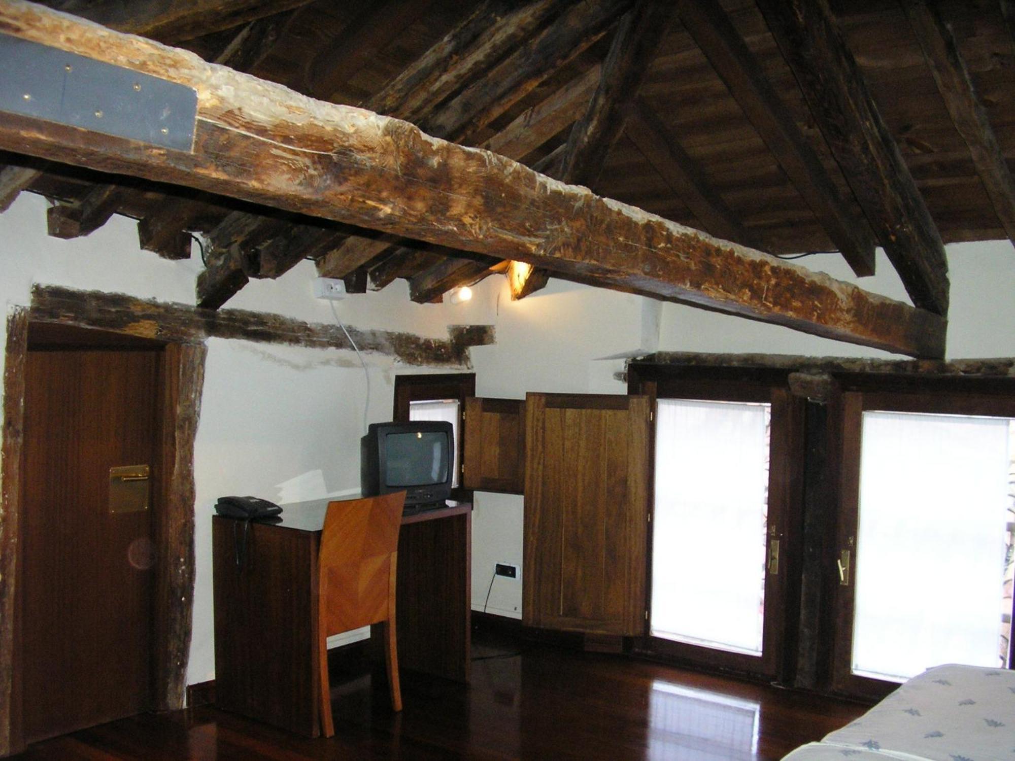 Hospederia Porta Coeli Hotel Sigüenza Kültér fotó